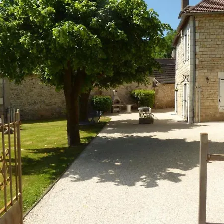 Charmante Maison En Pierres à Coly - Fr-1-616-19 Hébergement de vacances *