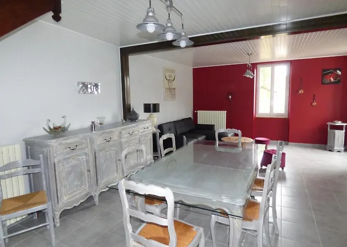 Charmante Maison En Pierres A Coly - Fr-1-616-19 *